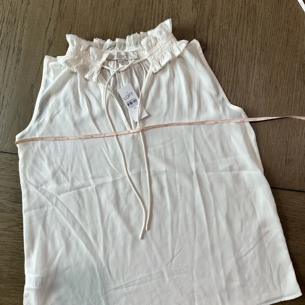 LOFT Sleeveless Ruffle Tie Neck Blouse Size XS Cream - Picture 7 of 8